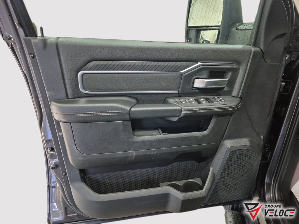 2026 Ram 2500 BIG HORN in Riviere-du-Loup, Quebec - 11 - w1024h768px