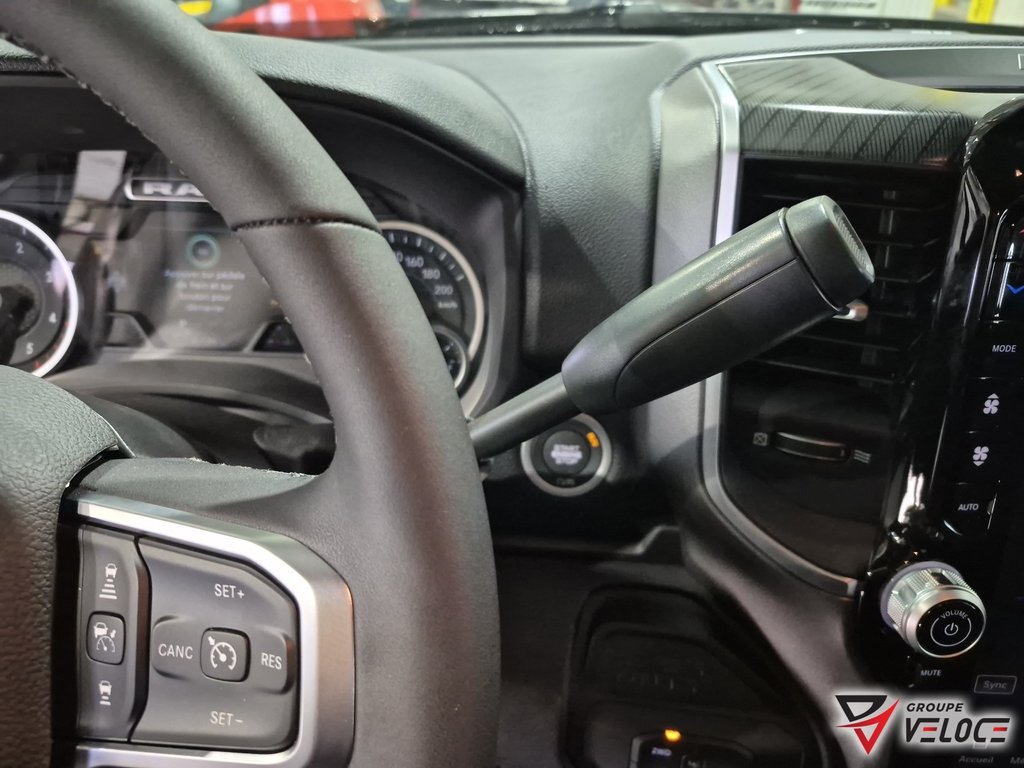 2026 Ram 2500 BIG HORN in Riviere-du-Loup, Quebec - 15 - w1024h768px