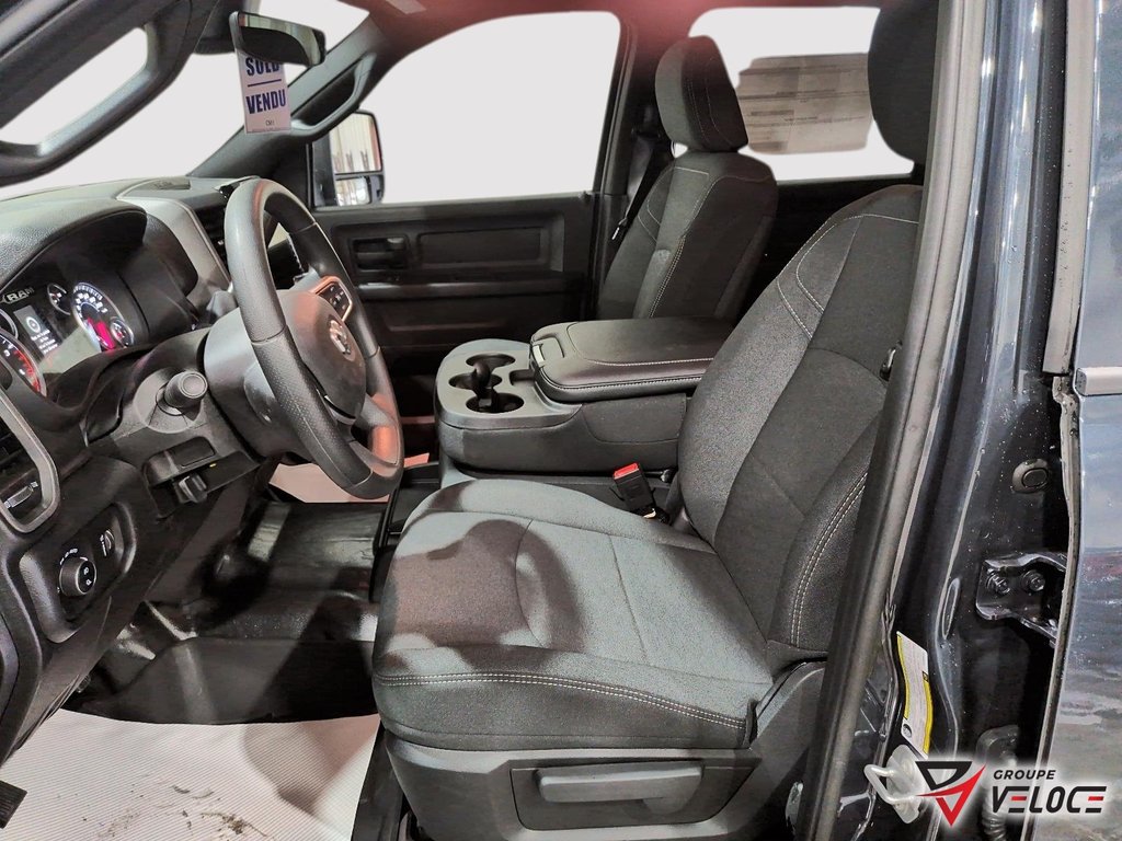 2026 Ram 2500 WARLOCK in Riviere-du-Loup, Quebec - 8 - w1024h768px