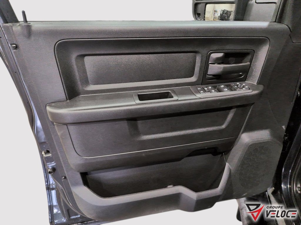 2026 Ram 2500 WARLOCK in Riviere-du-Loup, Quebec - 10 - w1024h768px