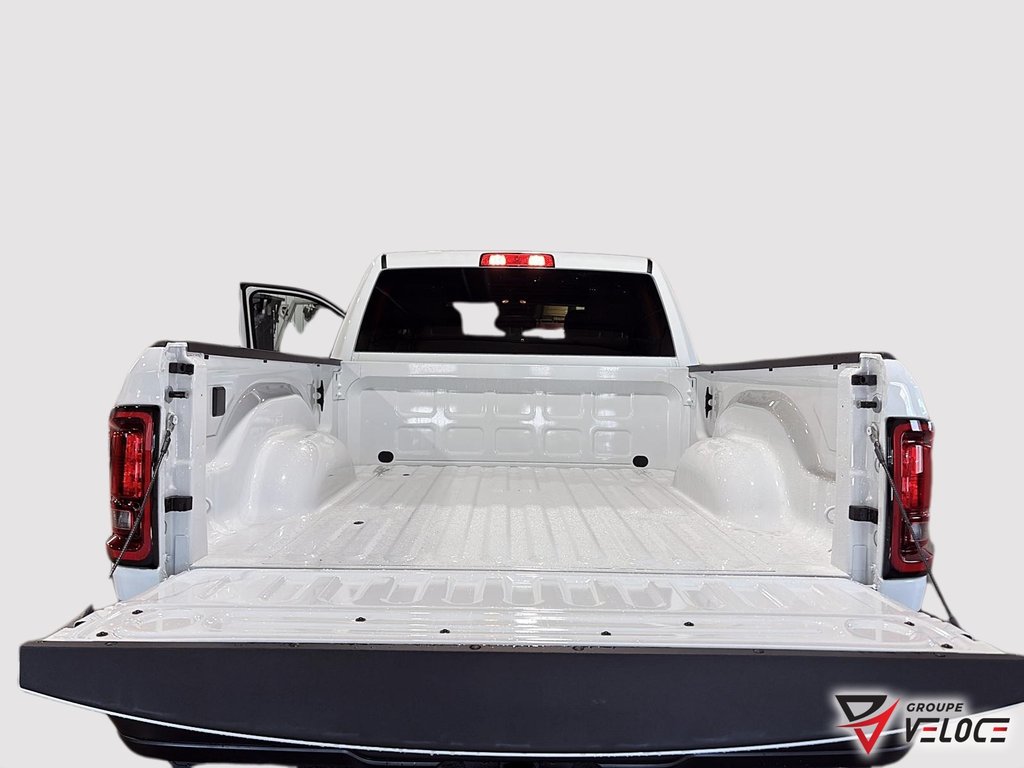 2026 Ram 2500 TRADESMAN in Riviere-du-Loup, Quebec - 16 - w1024h768px