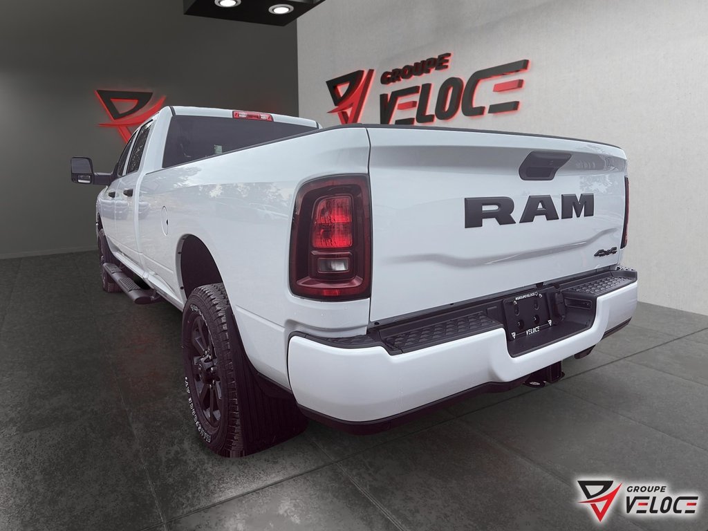 2026 Ram 2500 BLACK EXPRESS in Riviere-du-Loup, Quebec - 4 - w1024h768px