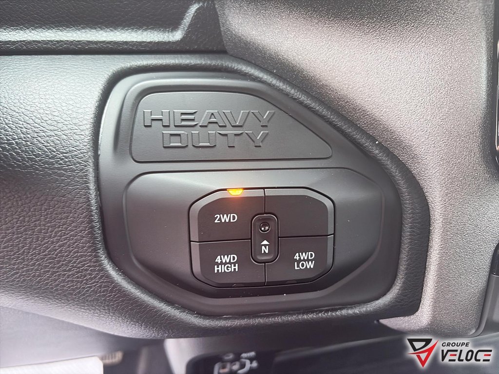 2026 Ram 2500 BLACK EXPRESS in Riviere-du-Loup, Quebec - 15 - w1024h768px