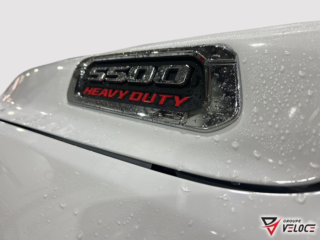 Ram 5500 BIG HORN 2026 à Rivière-du-Loup, Québec - 4 - w1024h768px