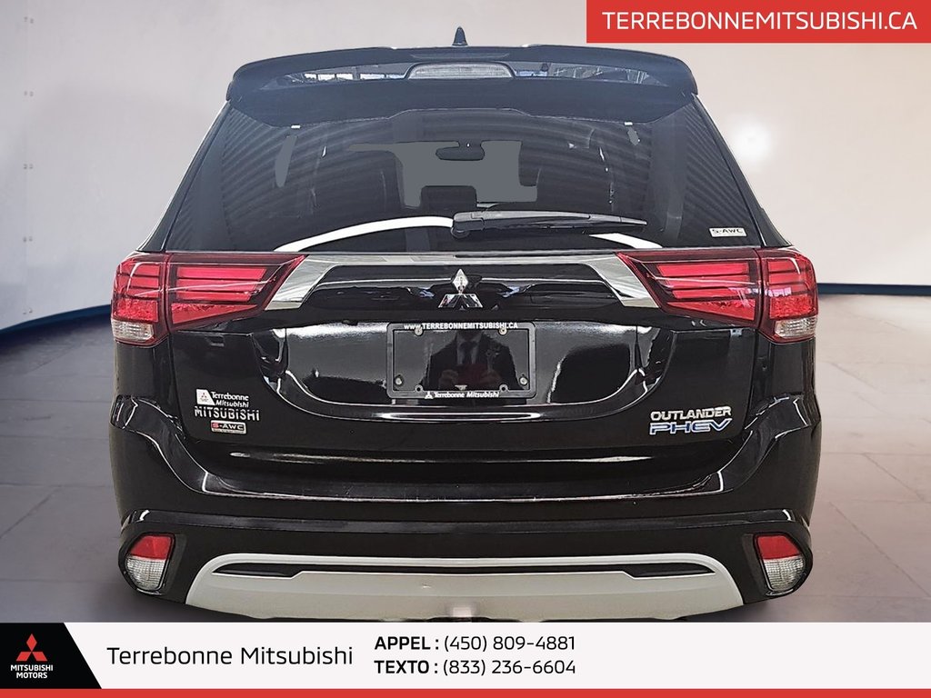 2019  OUTLANDER PHEV SE Limited Edition S-AWC + TOIT + CAMERA in Brossard, Quebec - 3 - w1024h768px