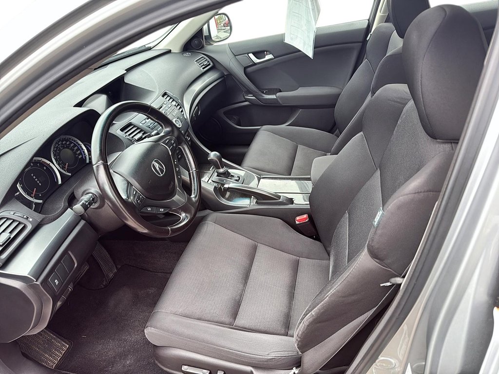 2012 Acura TSX in Quebec, Quebec - 9 - w1024h768px