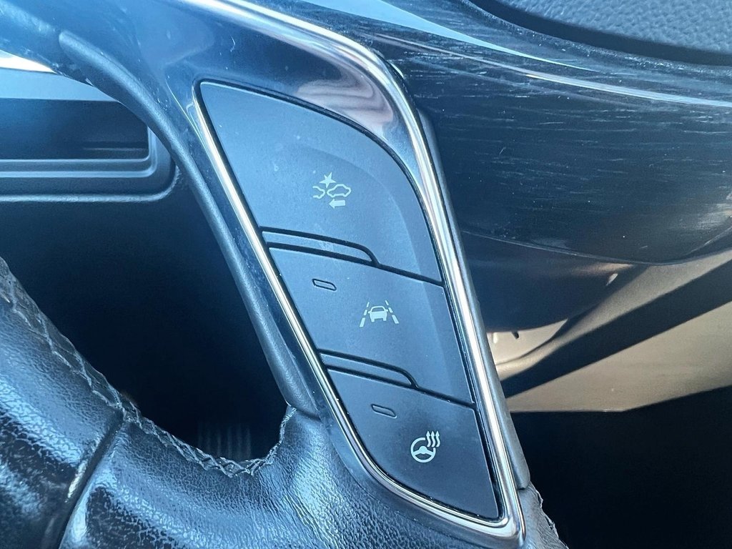 2020 Cadillac XT5 in Quebec, Quebec - 12 - w1024h768px