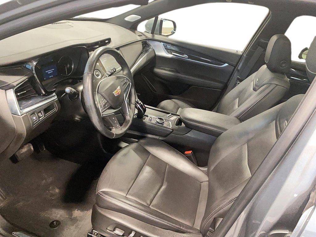 2023 Cadillac XT5 in Quebec, Quebec - 9 - w1024h768px