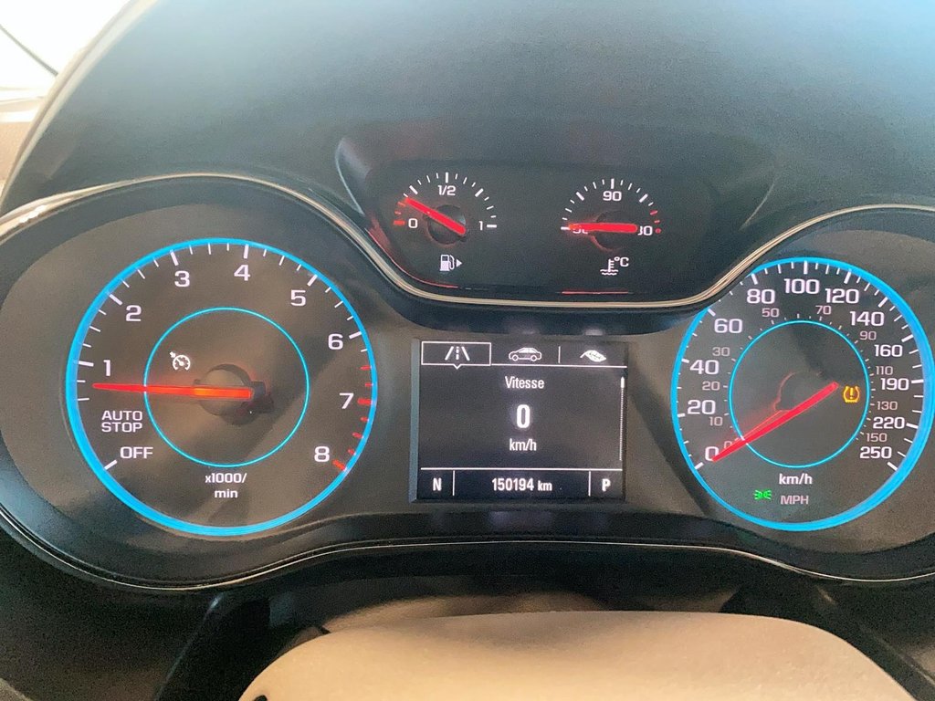 2016 Chevrolet Cruze in Quebec, Quebec - 11 - w1024h768px