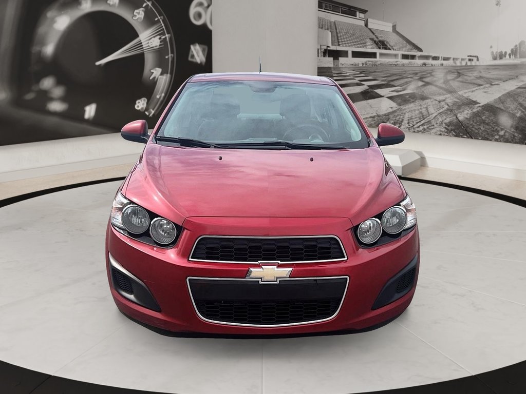 2013 Chevrolet Sonic in Quebec, Quebec - 2 - w1024h768px