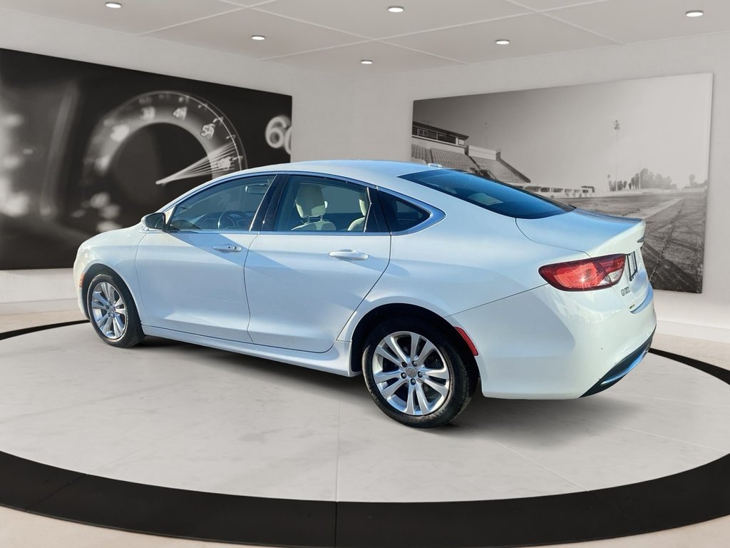 Chrysler 200  2015 à Québec, Québec - 6 - w1024h768px