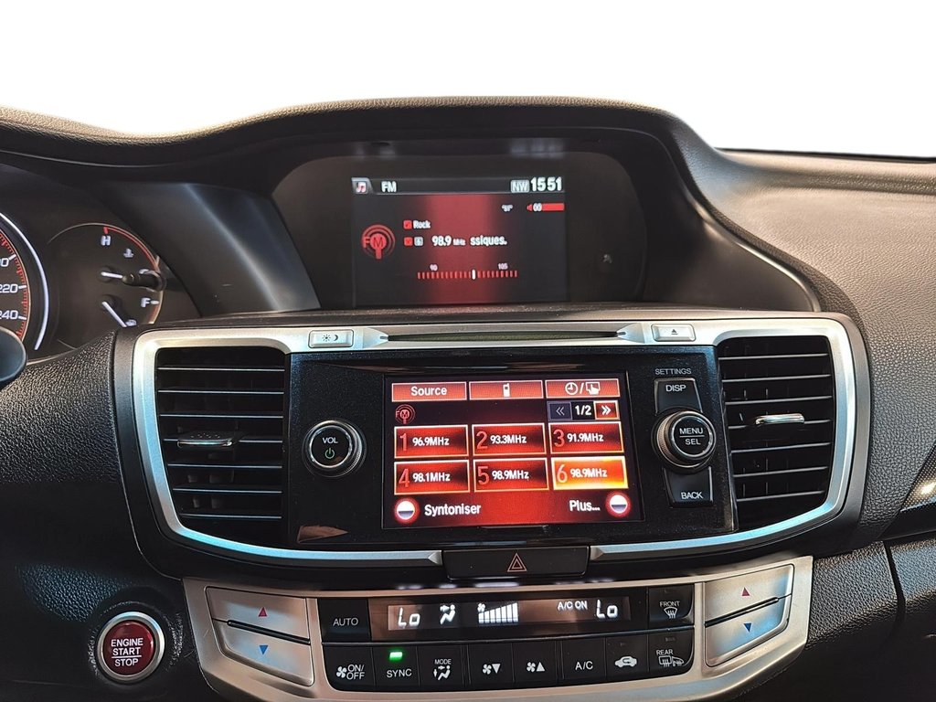 Honda Accord Coupe  2013 à Québec, Québec - 9 - w1024h768px