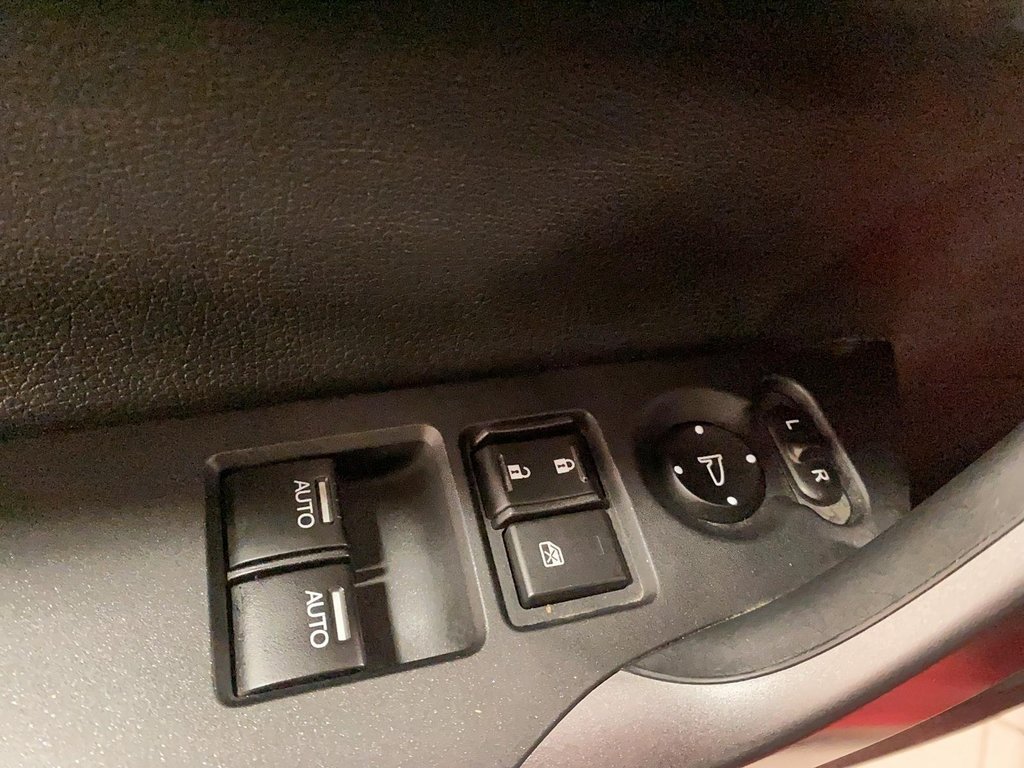 Honda Accord Coupe  2016 à Québec, Québec - 9 - w1024h768px