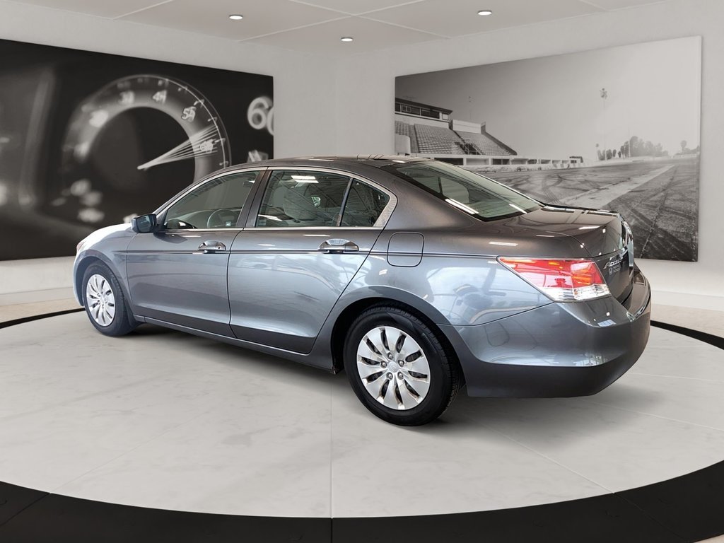 Honda Accord Sedan  2010 à Québec, Québec - 6 - w1024h768px