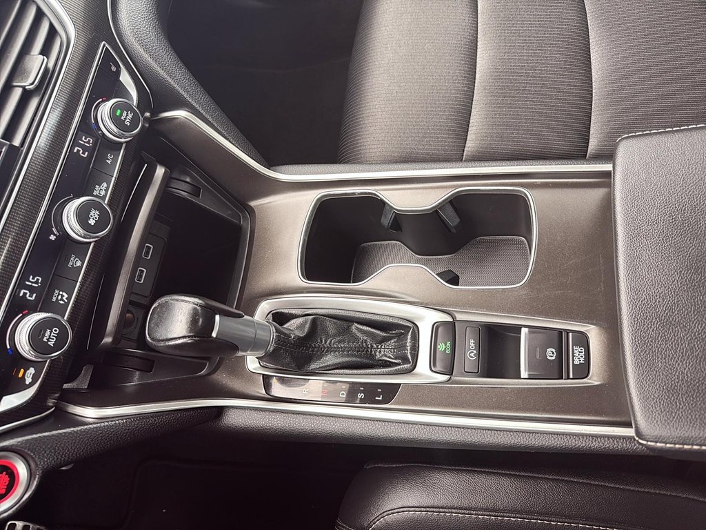 Honda Accord Sedan  2021 à Québec, Québec - 15 - w1024h768px
