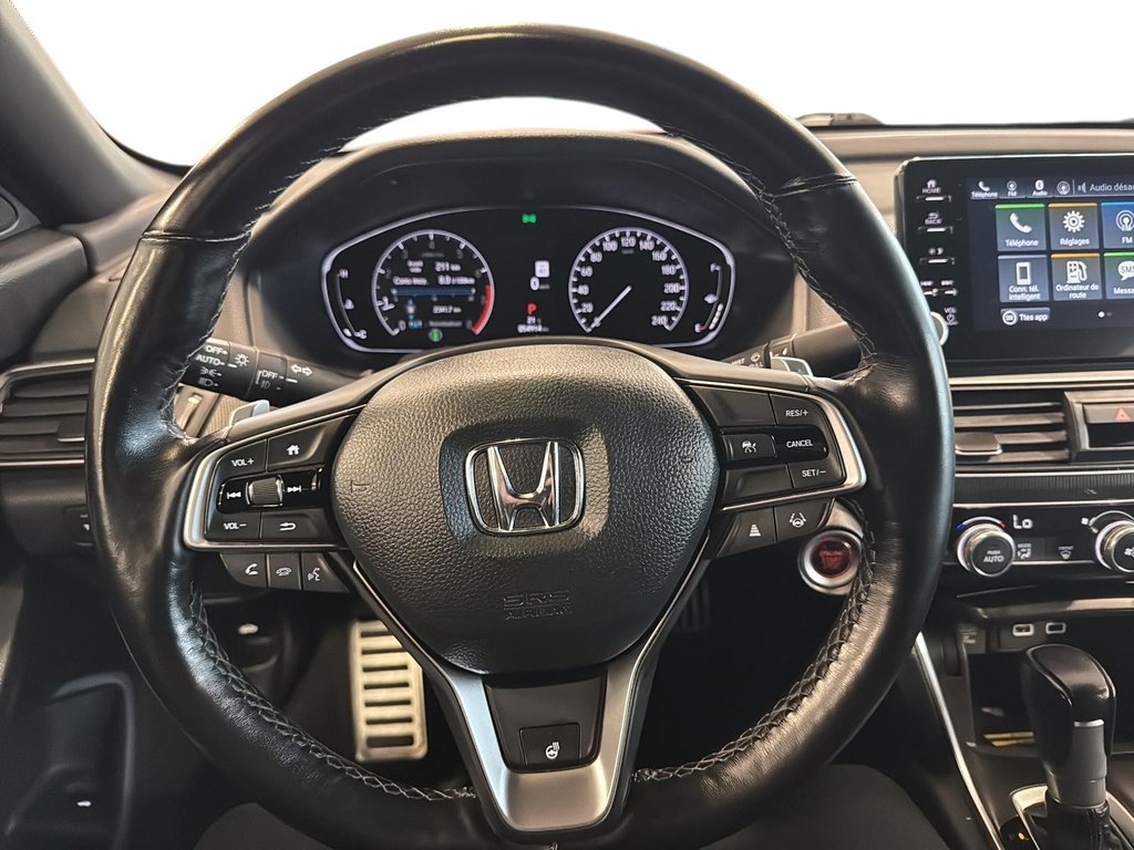 Honda Accord Sedan  2022 à Québec, Québec - 10 - w1024h768px