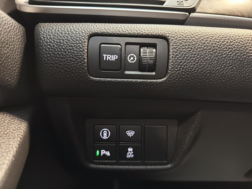 Honda Accord Sedan  2022 à Québec, Québec - 15 - w1024h768px
