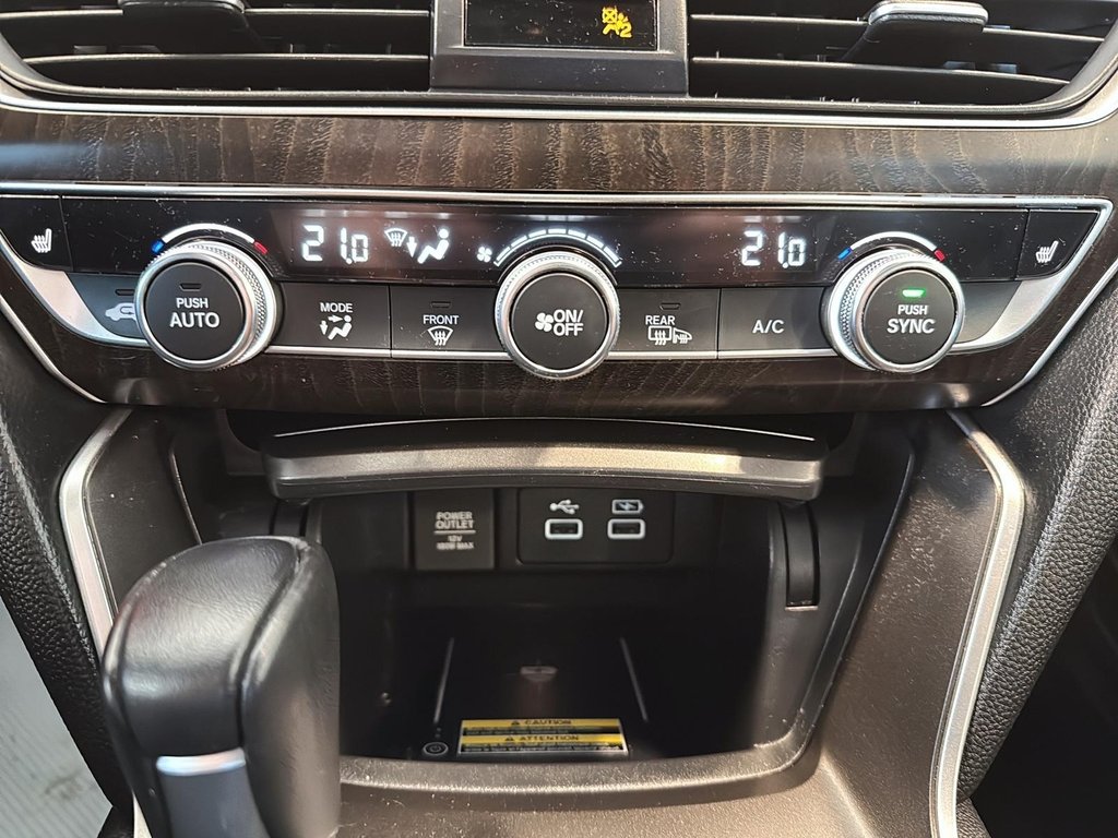 Honda Accord Sedan  2022 à Québec, Québec - 17 - w1024h768px