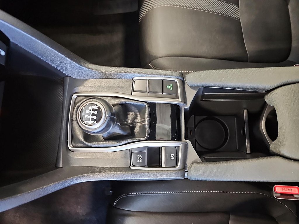 Honda Civic Hatchback  2019 à Québec, Québec - 16 - w1024h768px