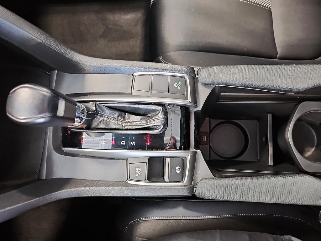 2021 Honda Civic Hatchback in Quebec, Quebec - 15 - w1024h768px