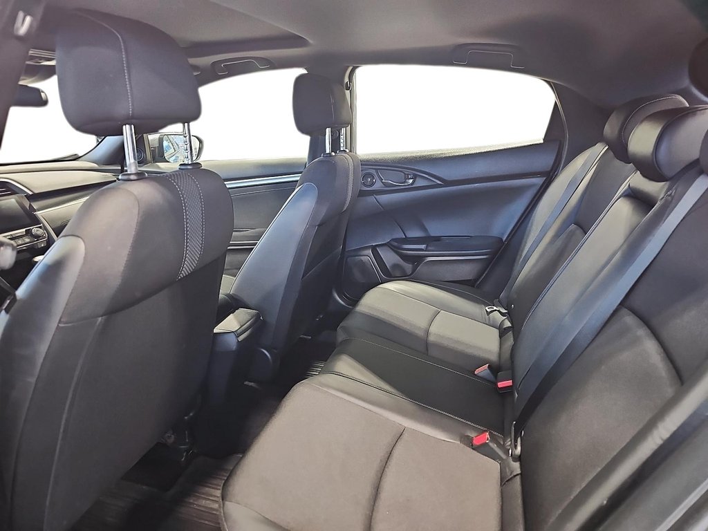 Honda Civic Hatchback  2021 à Québec, Québec - 7 - w1024h768px