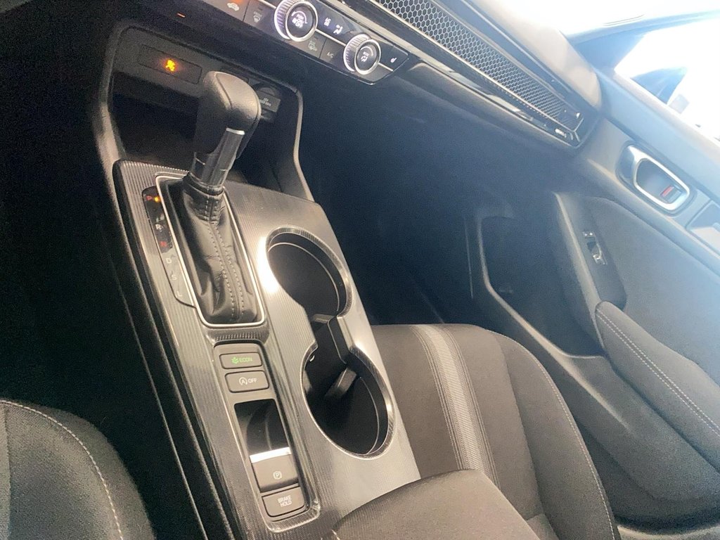 Honda Civic Hatchback  2022 à Québec, Québec - 20 - w1024h768px