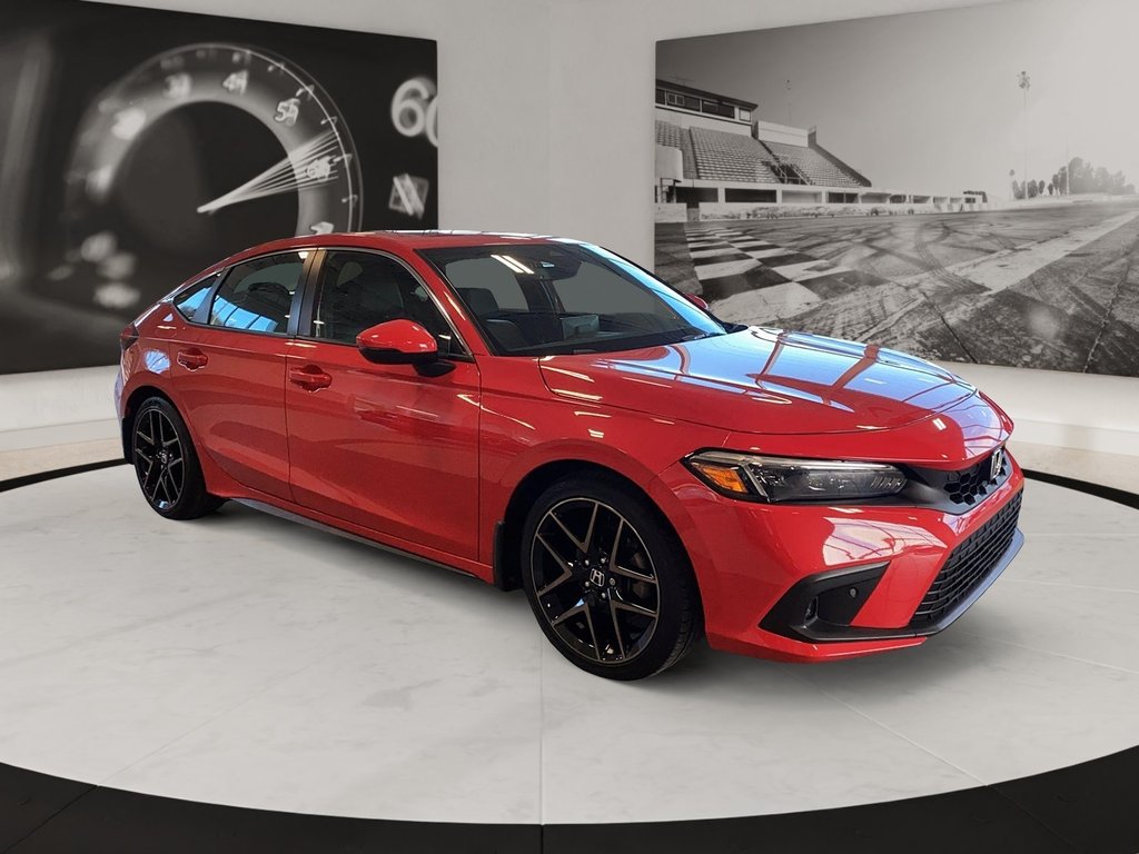 Honda Civic Hatchback  2022 à Québec, Québec - 3 - w1024h768px