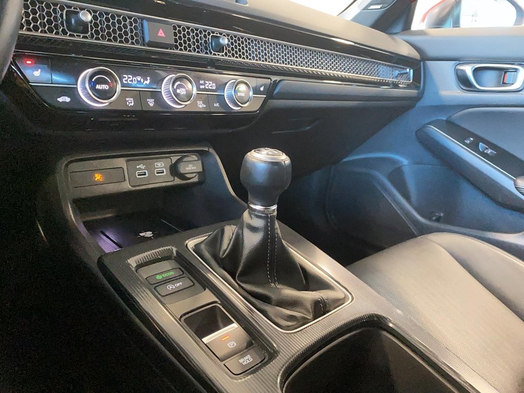 Honda Civic Hatchback  2022 à Québec, Québec - 19 - w1024h768px