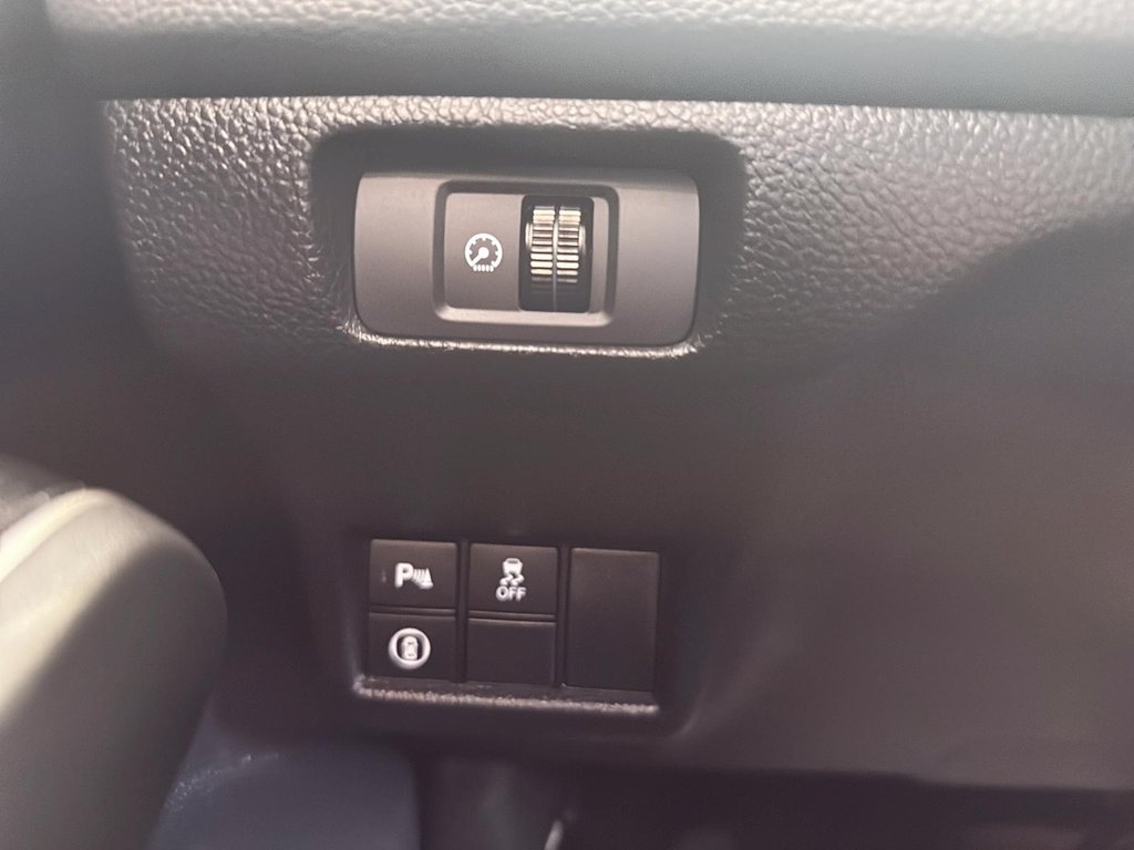 Honda Civic Hatchback  2022 à Québec, Québec - 14 - w1024h768px