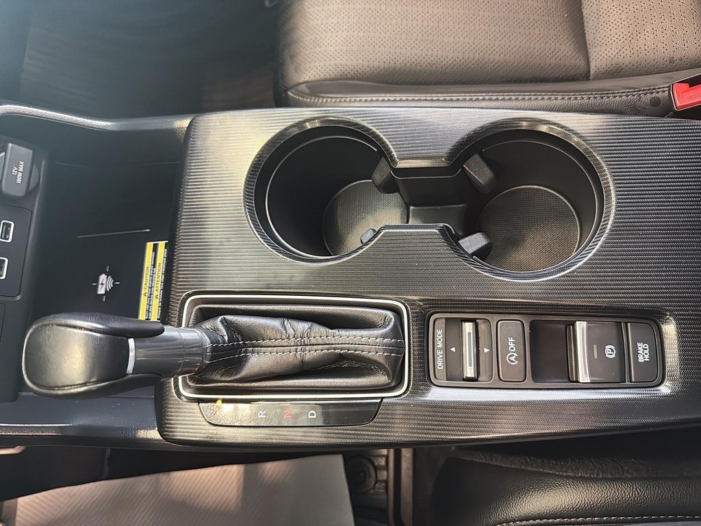 Honda Civic Hatchback  2022 à Québec, Québec - 20 - w1024h768px