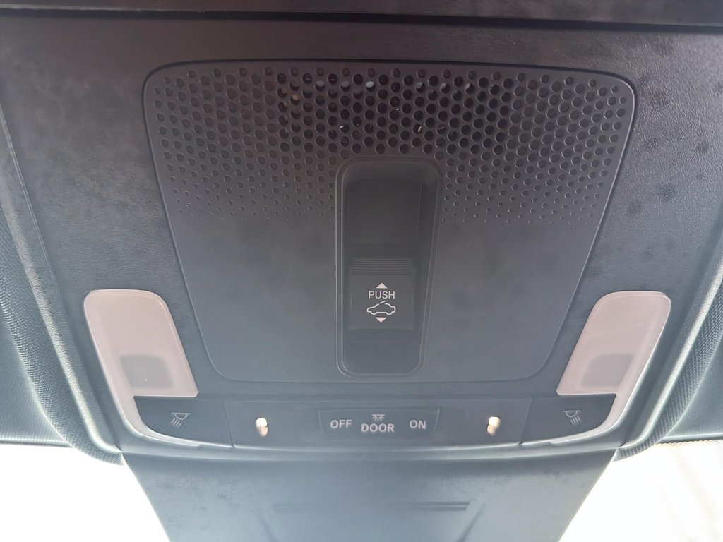 Honda Civic Hatchback  2022 à Québec, Québec - 22 - w1024h768px