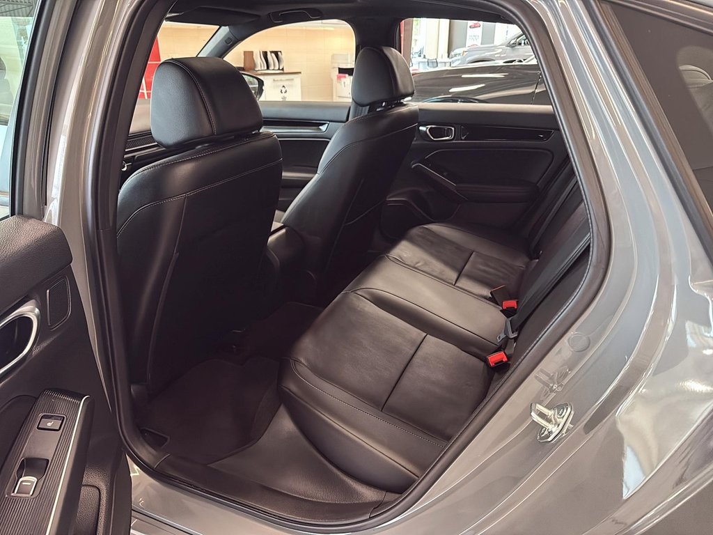 2025 Honda Civic Sedan Hybrid in Quebec, Quebec - 8 - w1024h768px