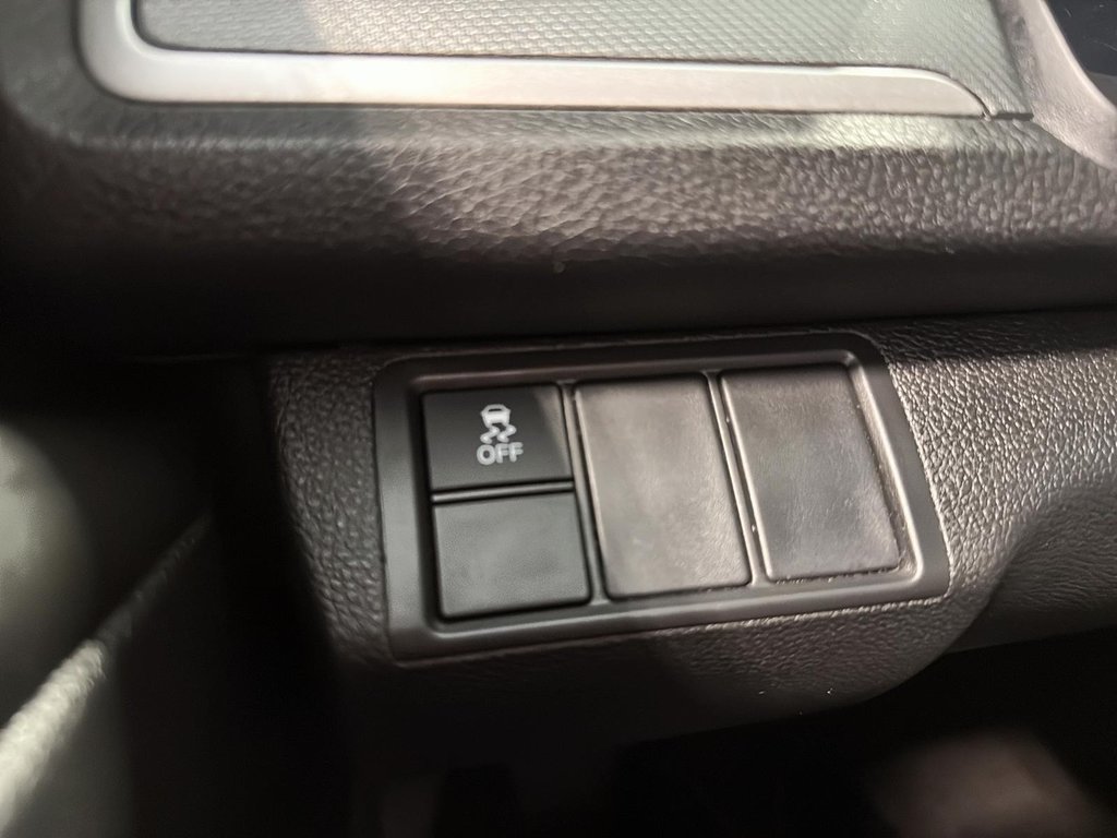 2017 Honda Civic Sedan in Quebec, Quebec - 17 - w1024h768px