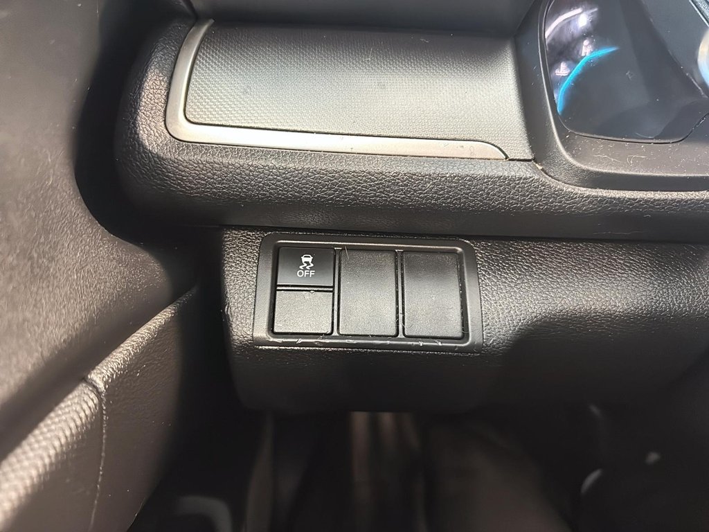 2017 Honda Civic Sedan in Quebec, Quebec - 17 - w1024h768px