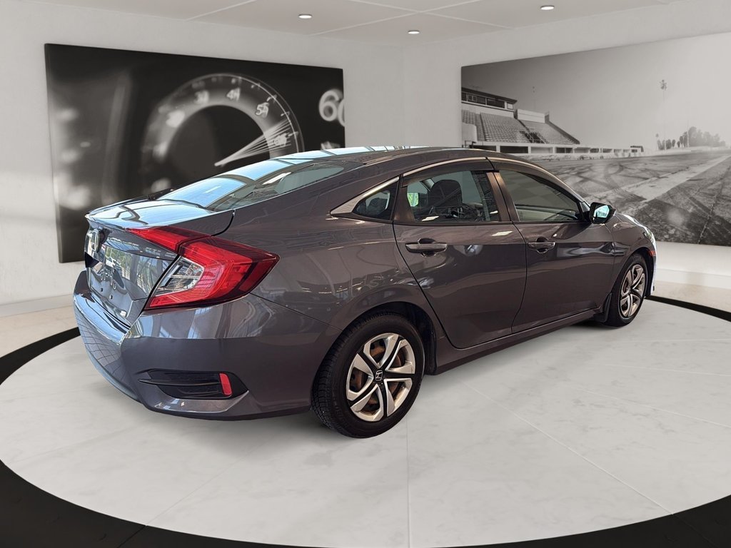 2017 Honda Civic Sedan in Quebec, Quebec - 4 - w1024h768px