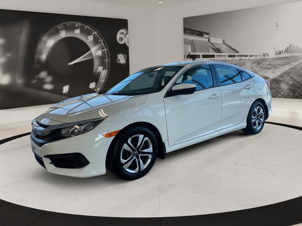 Honda Civic Sedan  2018 à Québec, Québec - 1 - w1024h768px