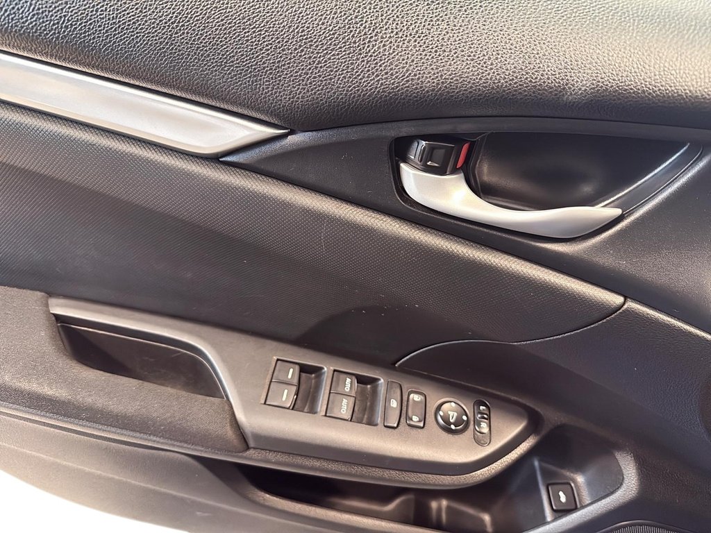 2018 Honda Civic Sedan in Quebec, Quebec - 10 - w1024h768px