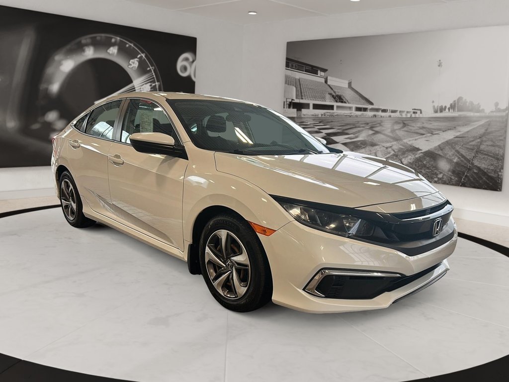 Honda Civic Sedan  2019 à Québec, Québec - 2 - w1024h768px