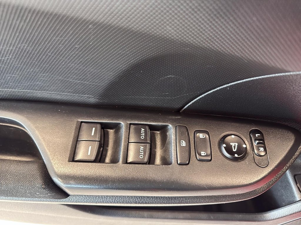 2020 Honda Civic Sedan in Quebec, Quebec - 10 - w1024h768px