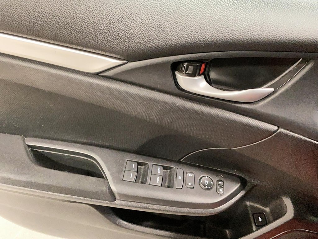 2020 Honda Civic Sedan in Quebec, Quebec - 10 - w1024h768px