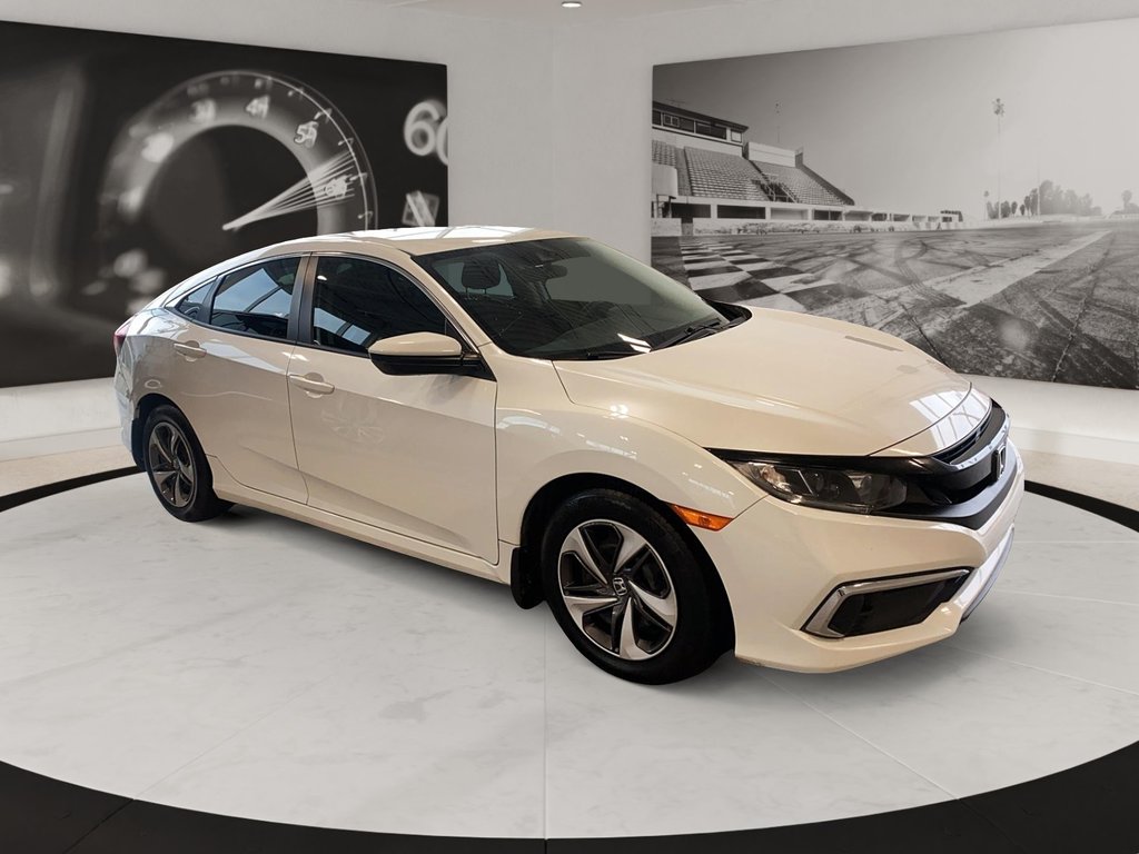 Honda Civic Sedan  2020 à Québec, Québec - 3 - w1024h768px