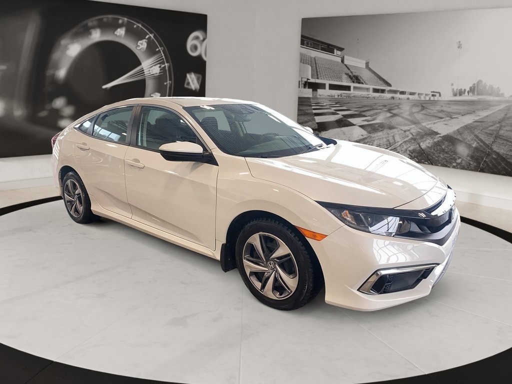 Honda Civic Sedan  2021 à Québec, Québec - 3 - w1024h768px