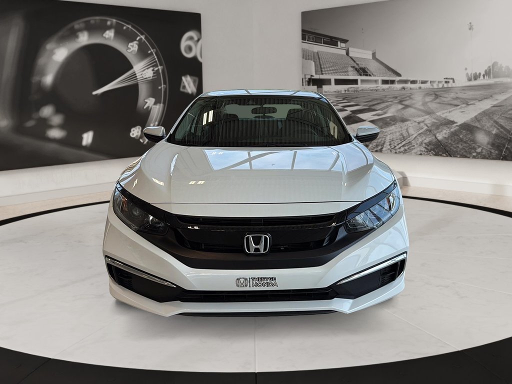 Honda Civic Sedan  2021 à Québec, Québec - 2 - w1024h768px