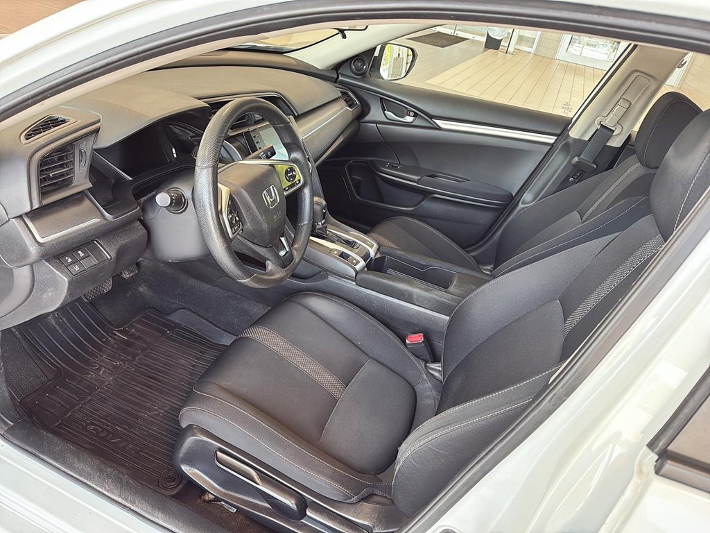 Honda Civic Sedan  2021 à Québec, Québec - 8 - w1024h768px