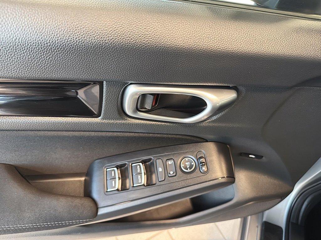 2023 Honda Civic Sedan in Quebec, Quebec - 9 - w1024h768px