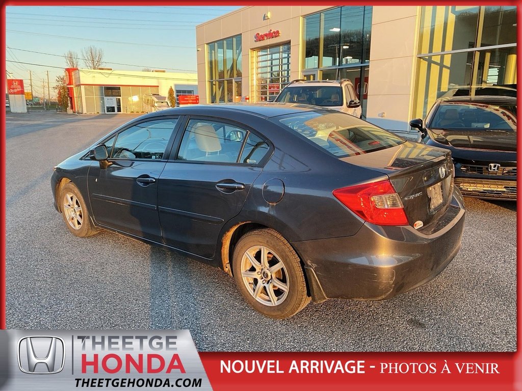 Honda Civic  2012 à Québec, Québec - 7 - w1024h768px