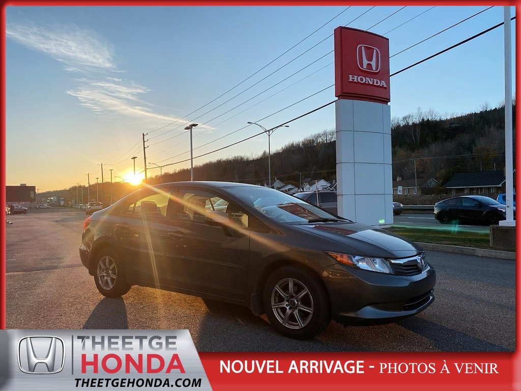 Honda Civic  2012 à Québec, Québec - 4 - w1024h768px