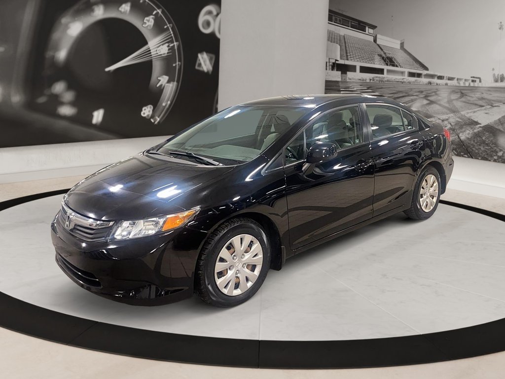 2012 Honda Civic in Quebec, Quebec - 1 - w1024h768px
