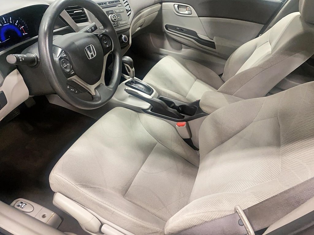 2012 Honda Civic in Quebec, Quebec - 9 - w1024h768px