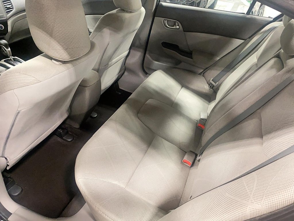 2012 Honda Civic in Quebec, Quebec - 8 - w1024h768px